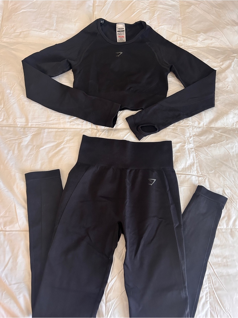Gymshark Black Seamless High-Waist Leggings with Long-Sleeve Crop Top Set